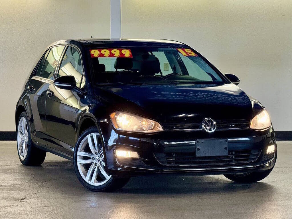 2015 VOLKSWAGEN Golf