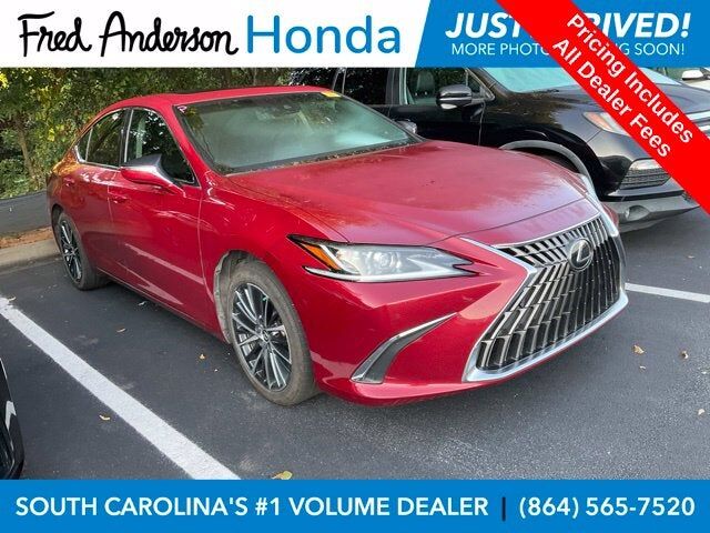 2022 LEXUS ES