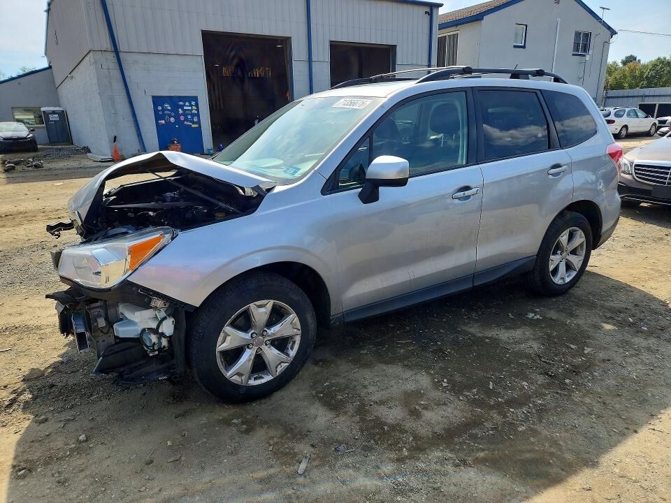 2015 SUBARU Forester