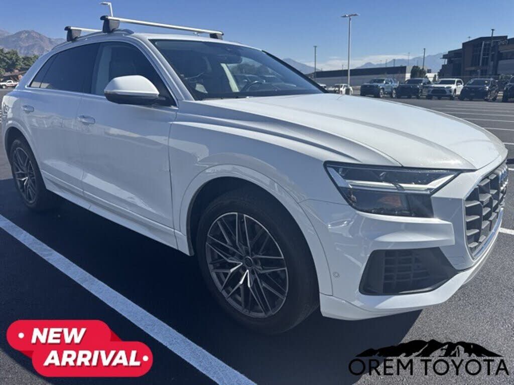 2022 AUDI Q8