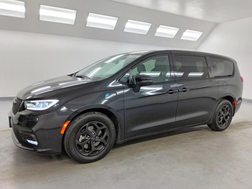 2023 CHRYSLER Pacifica