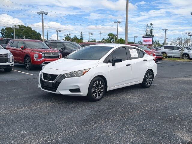 2020 NISSAN Versa