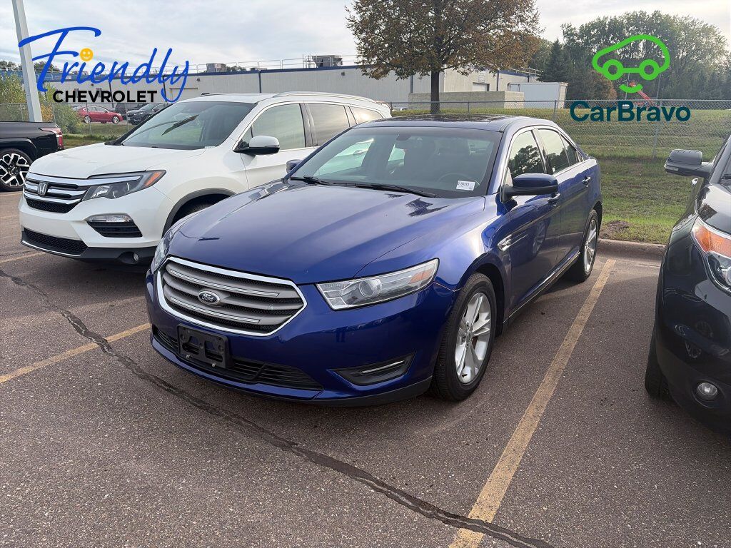 2013 FORD Taurus