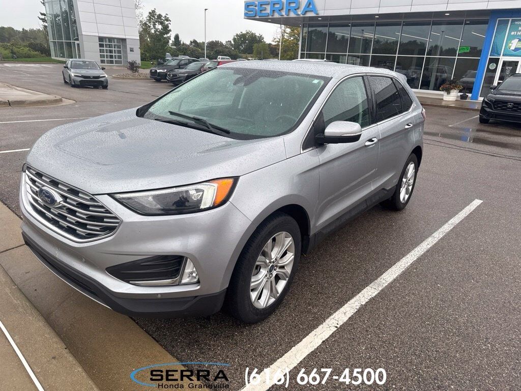 2022 FORD Edge