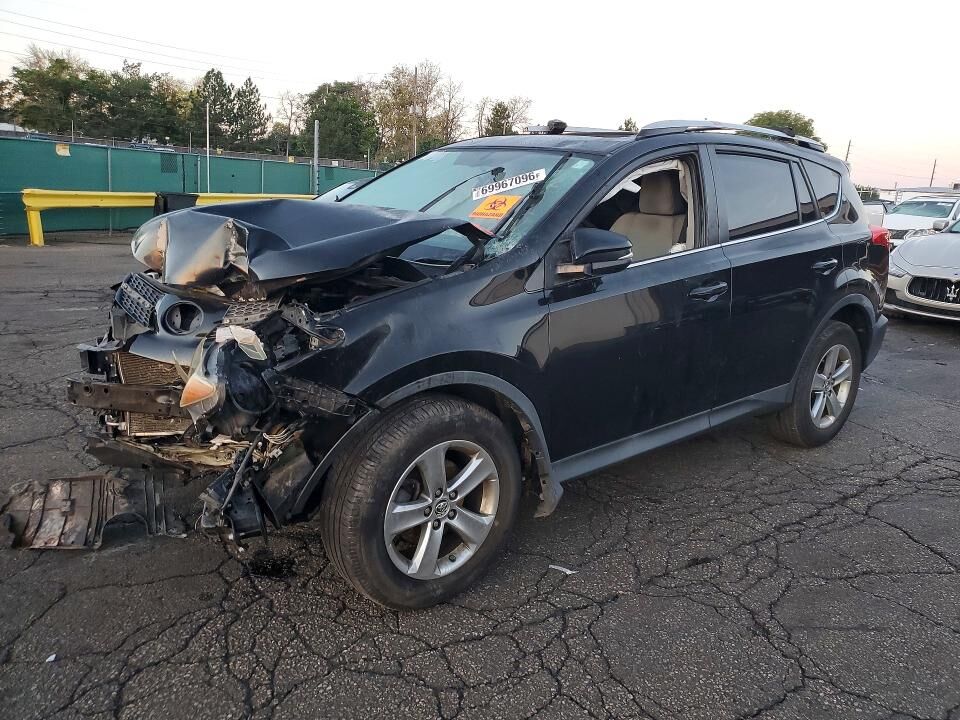 2015 TOYOTA RAV4