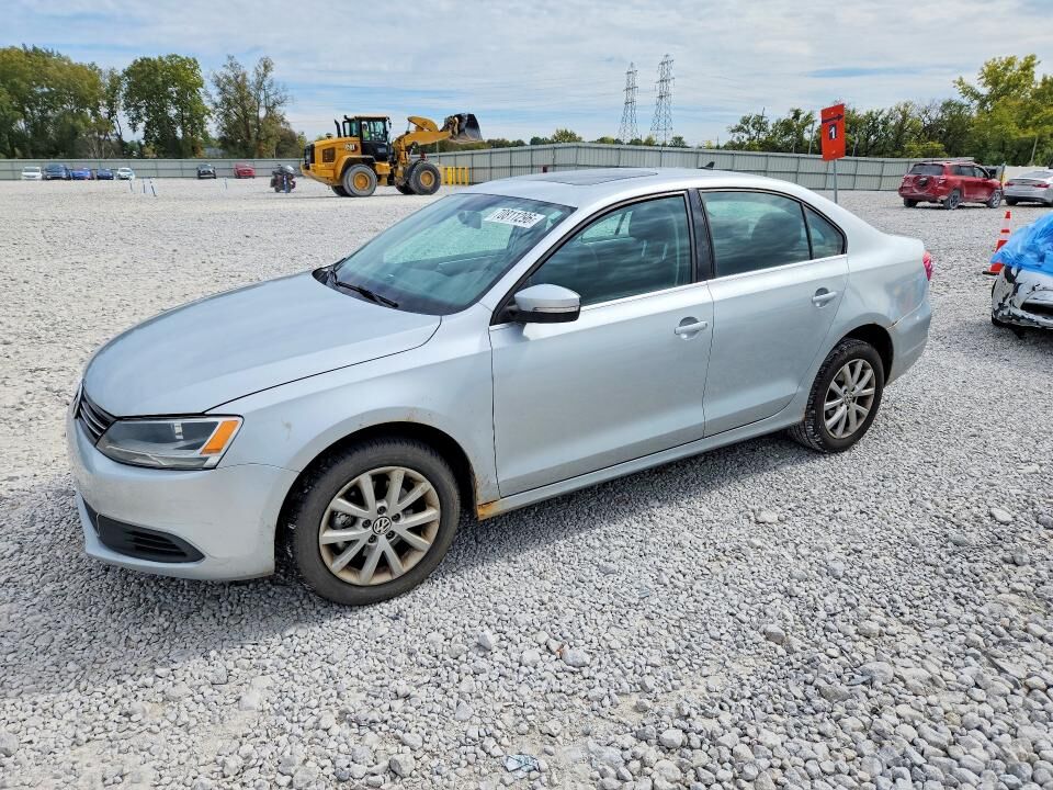 2013 VOLKSWAGEN Jetta