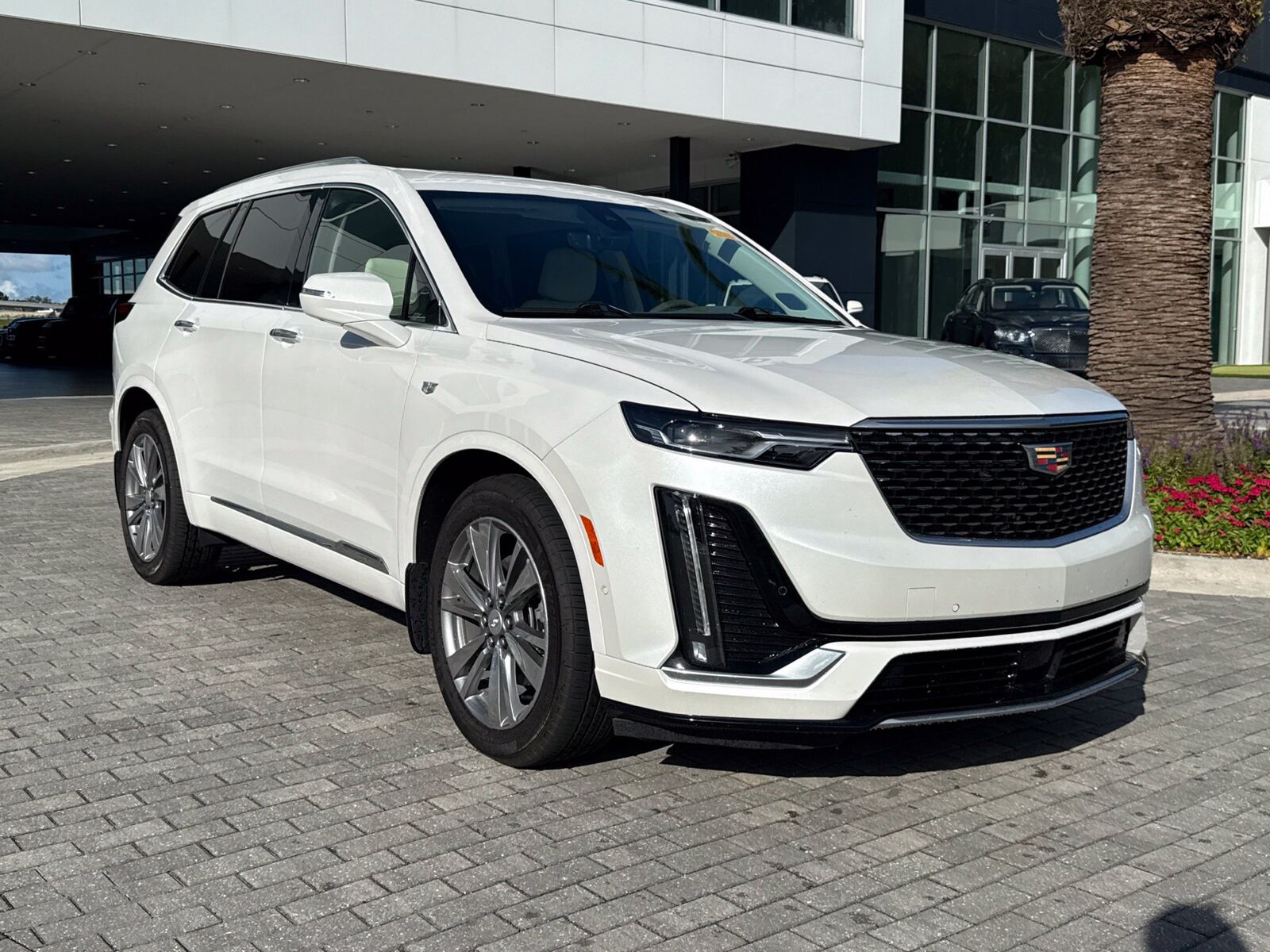 2025 CADILLAC XT6