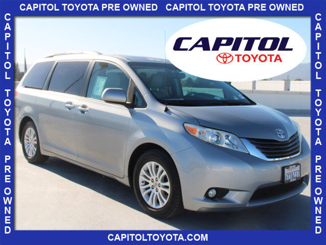2013 TOYOTA Sienna