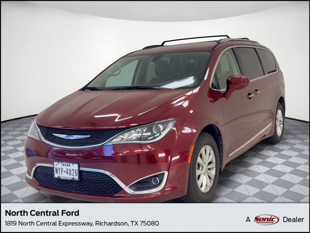 2019 CHRYSLER Pacifica