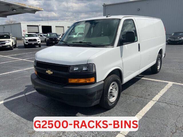 2019 CHEVROLET Express