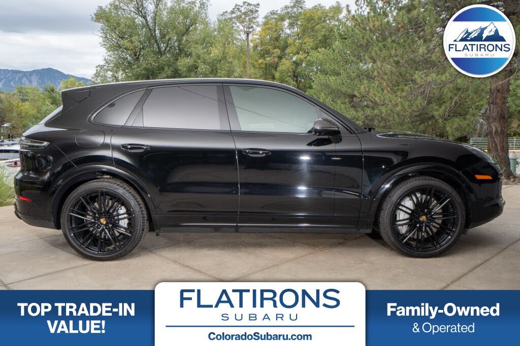 2021 PORSCHE Cayenne