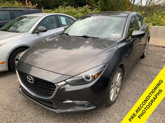 2017 MAZDA Mazda3