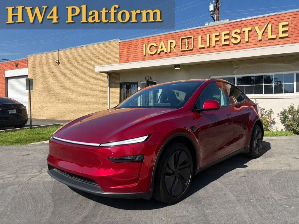 2026 TESLA Model Y