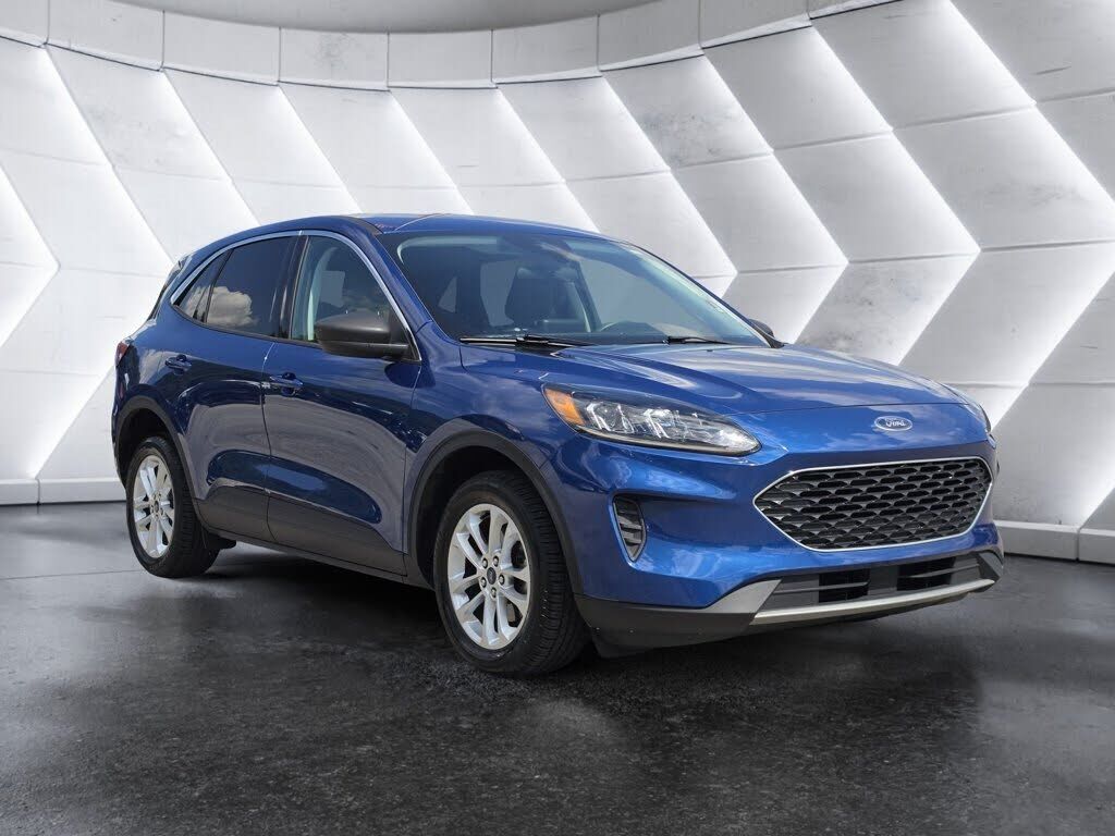 2022 FORD Escape