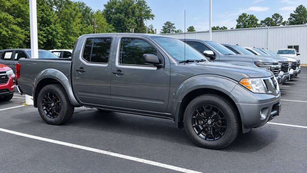 2021 NISSAN Frontier