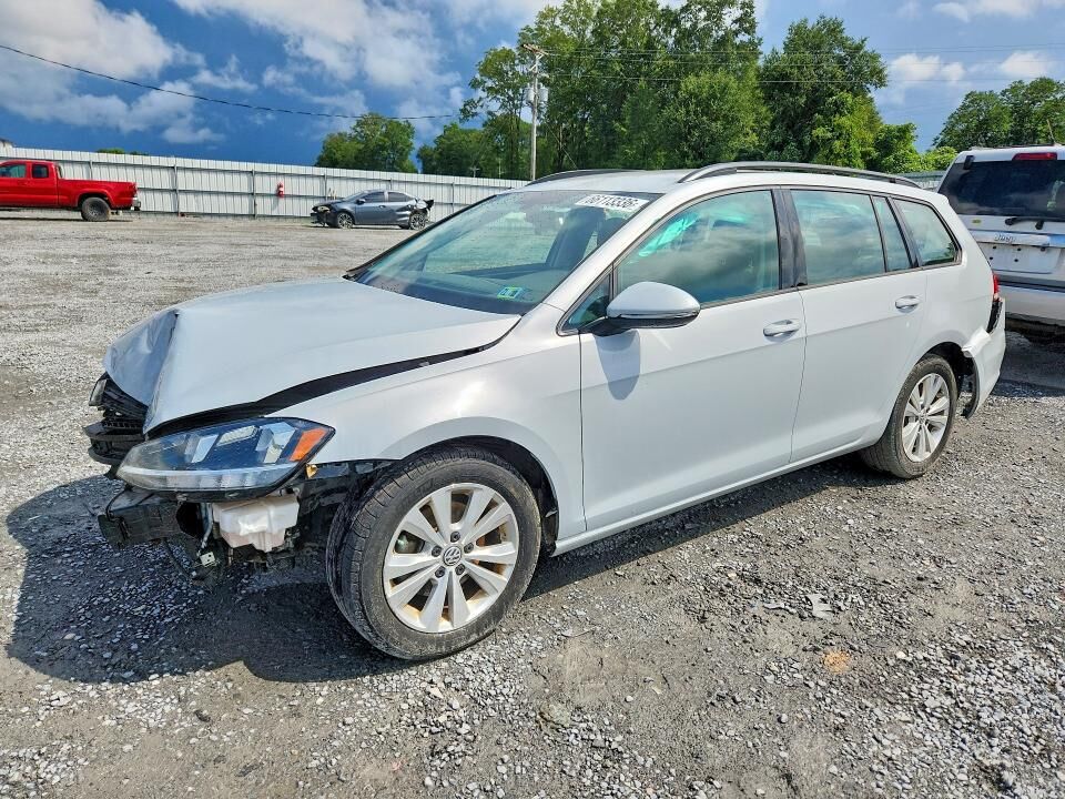 2018 VOLKSWAGEN Golf SportWagen