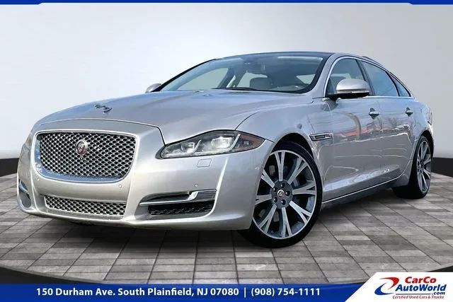 2016 JAGUAR XJ