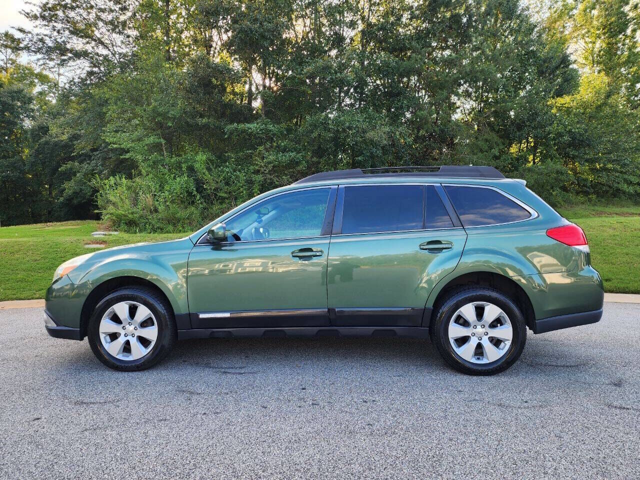 2011 SUBARU Outback