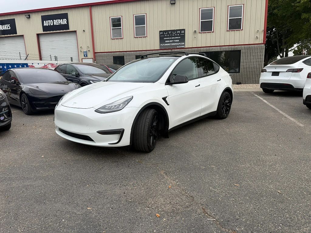 2020 TESLA Model Y