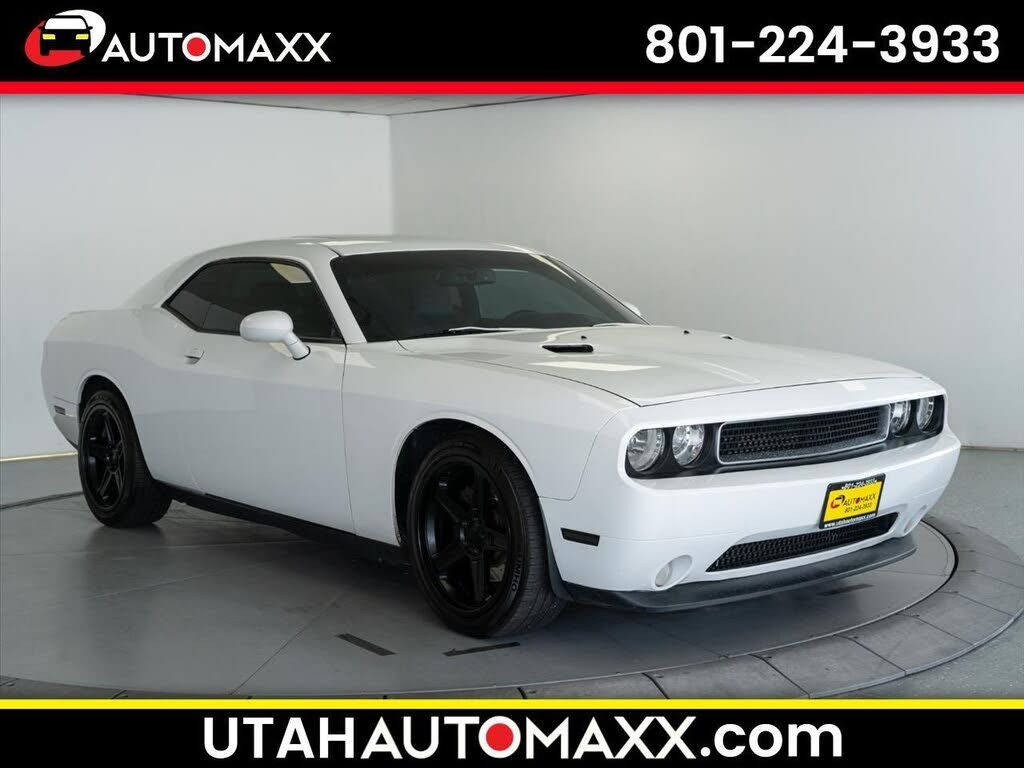 2013 DODGE Challenger