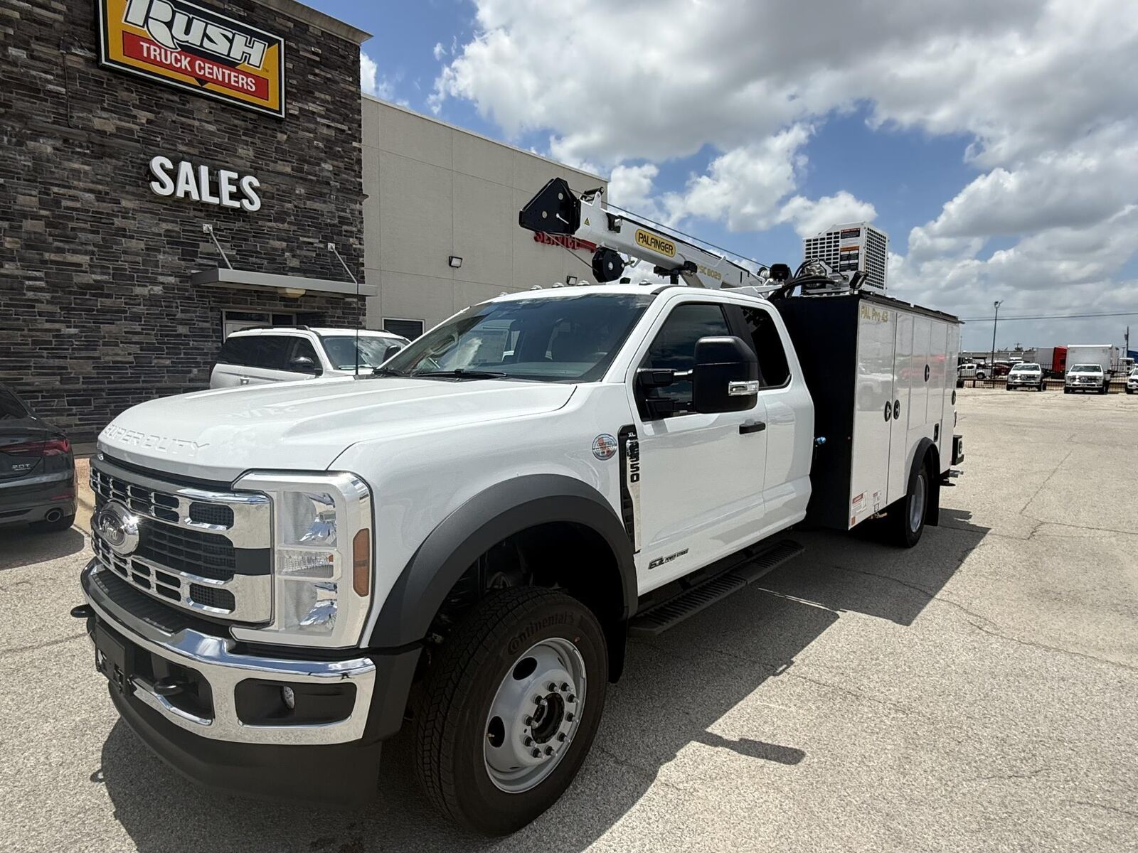 2027 FORD F-550