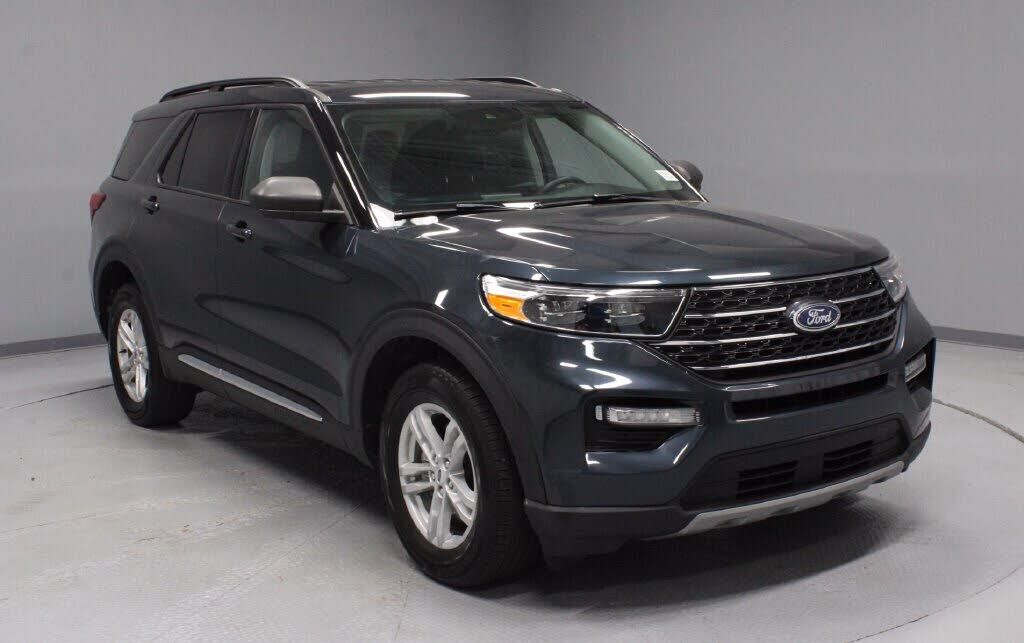 2024 FORD Explorer