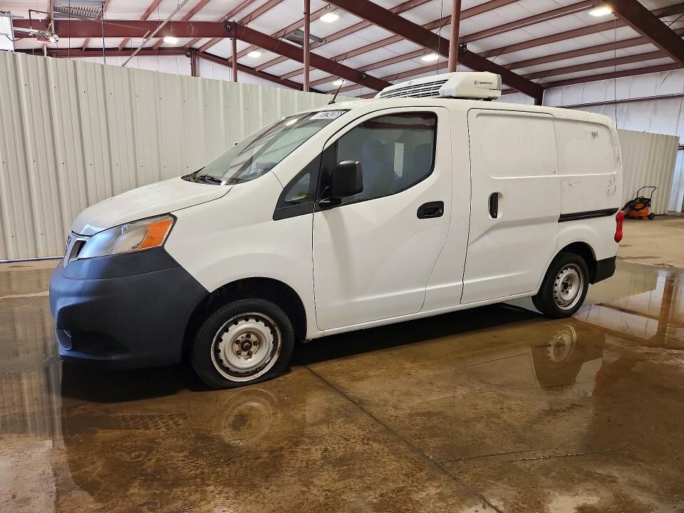 2015 NISSAN NV200