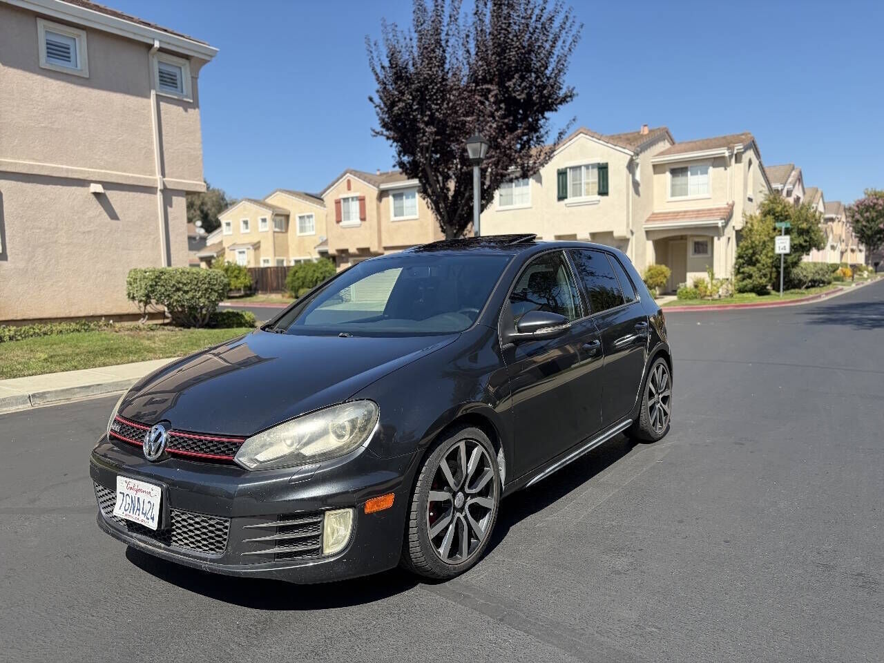 2012 VOLKSWAGEN GTI