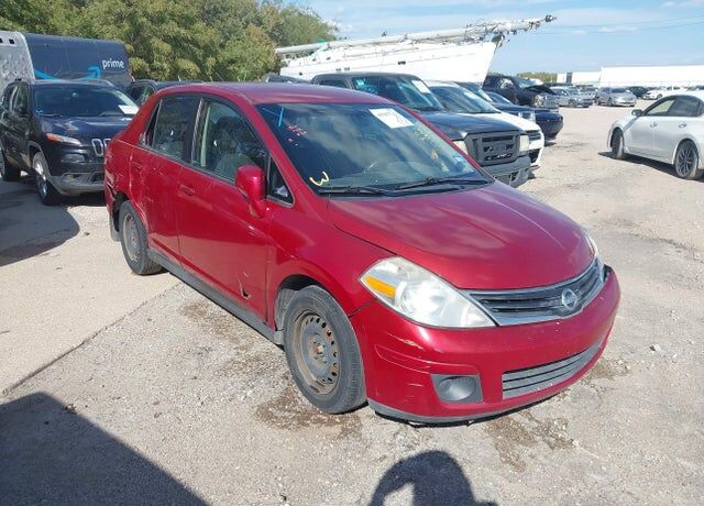 2010 NISSAN Versa