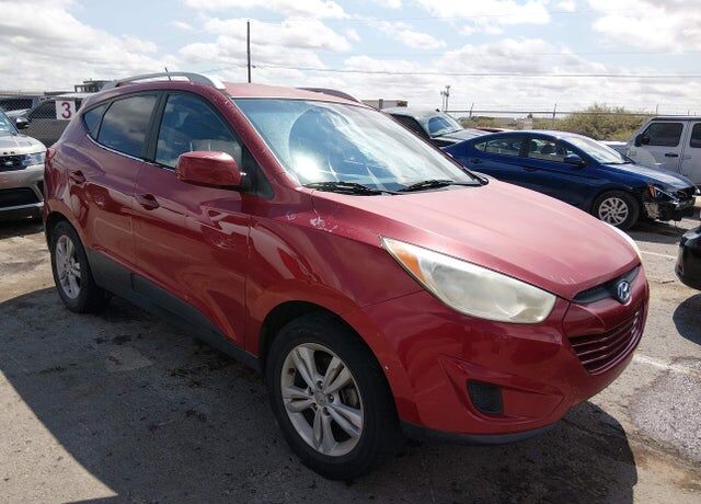 2011 HYUNDAI Tucson