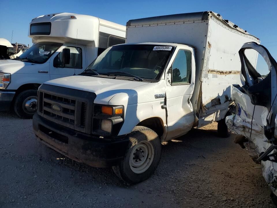 2014 FORD E-350
