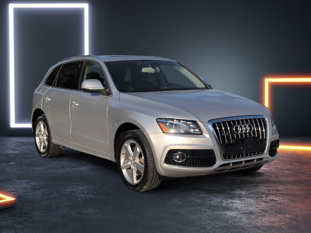 2012 AUDI Q5