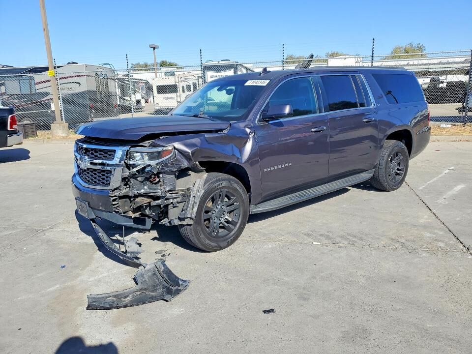 2016 CHEVROLET Suburban