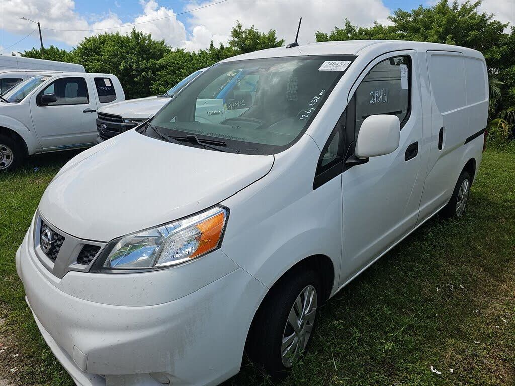 2021 NISSAN NV200