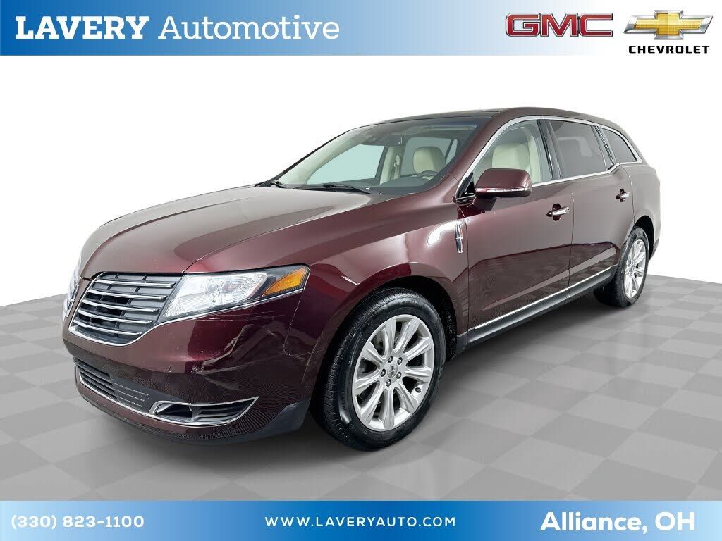 2017 LINCOLN MKT