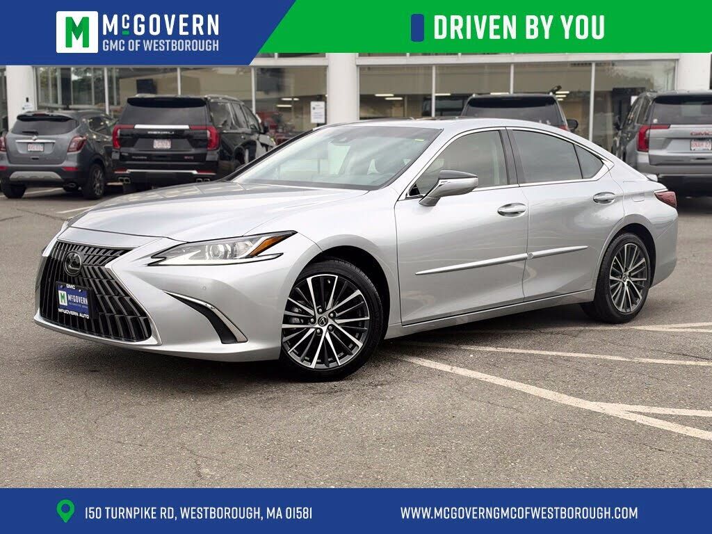 2025 LEXUS ES