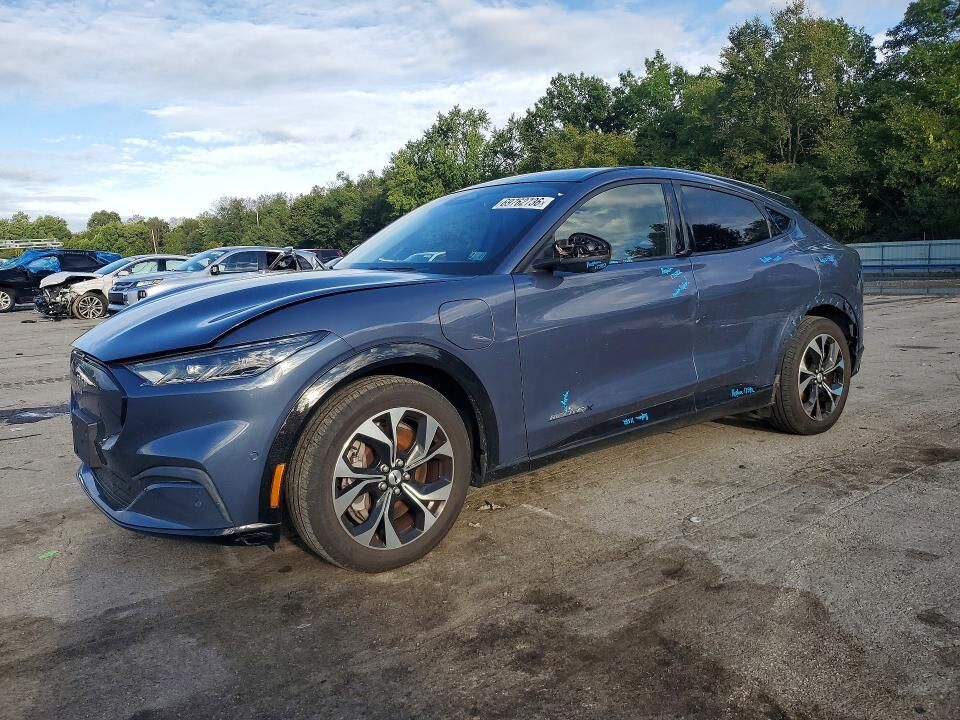 2021 FORD Mach-E