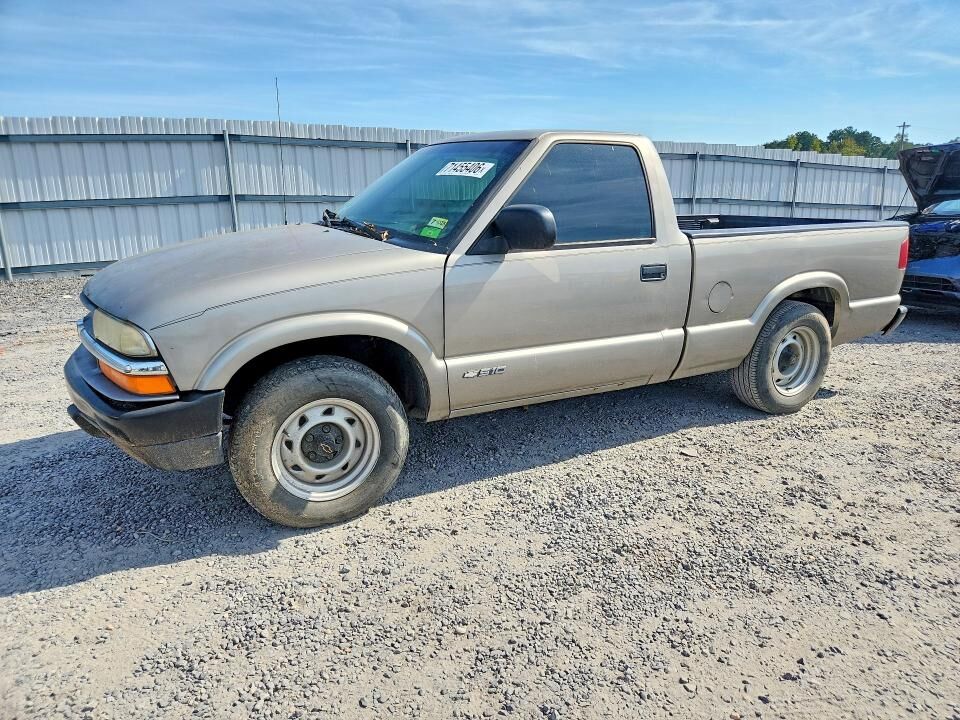 2002 CHEVROLET S-10 Pickup