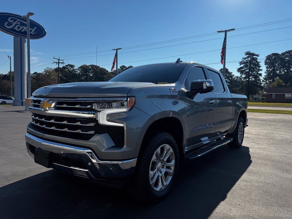 2024 CHEVROLET Silverado
