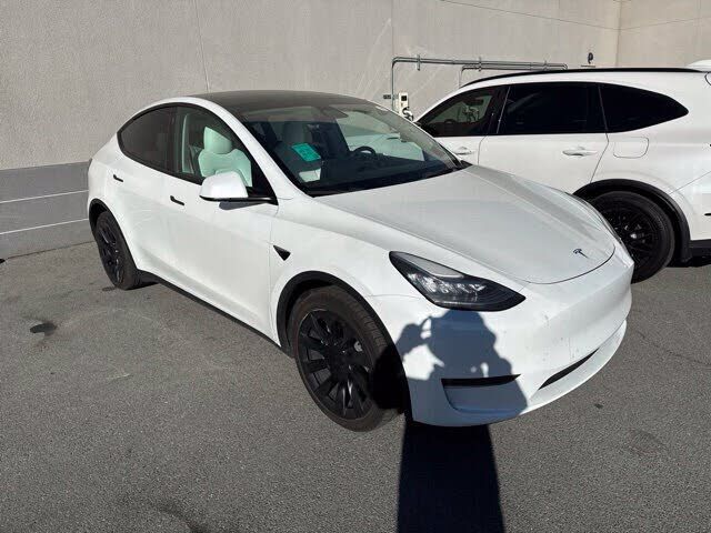 2021 TESLA Model Y