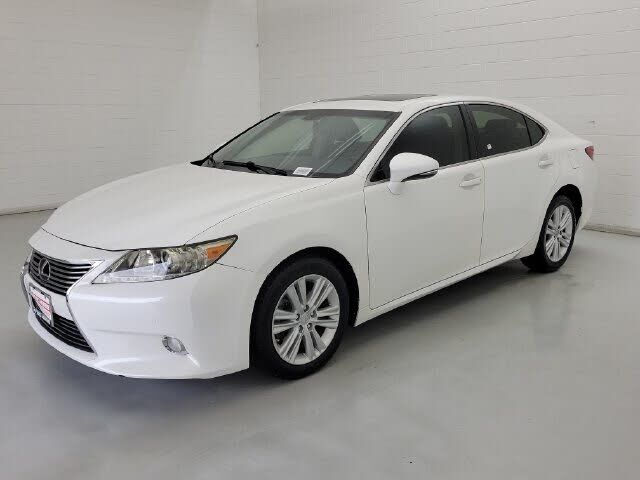 2015 LEXUS ES