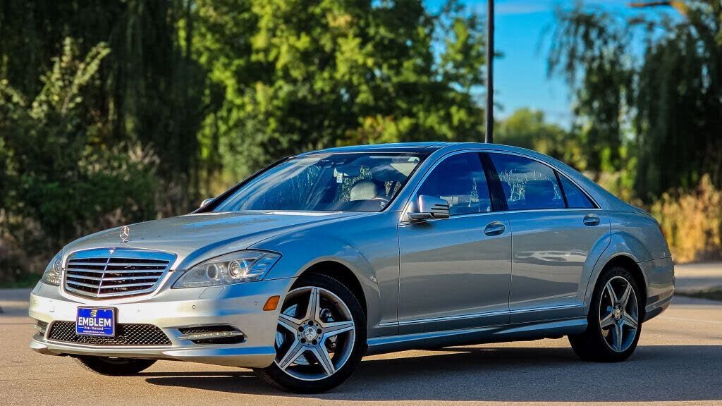 2011 MERCEDES-BENZ S-Class