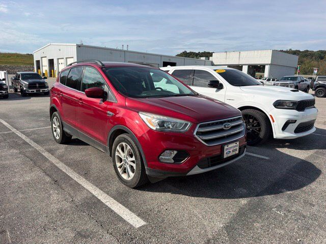 2017 FORD Escape