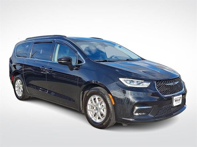 2022 CHRYSLER Pacifica