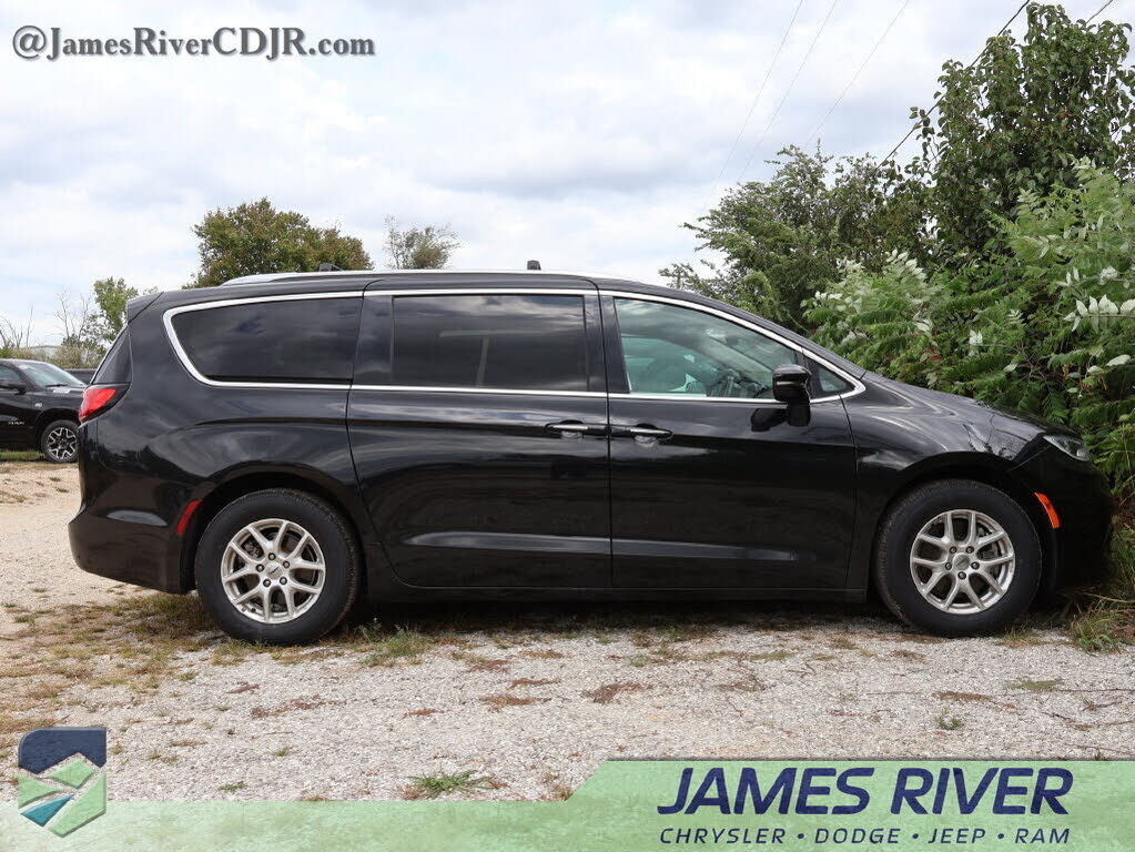 2021 CHRYSLER Pacifica