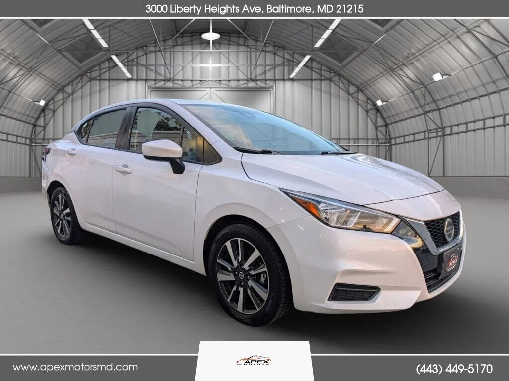2022 NISSAN Versa