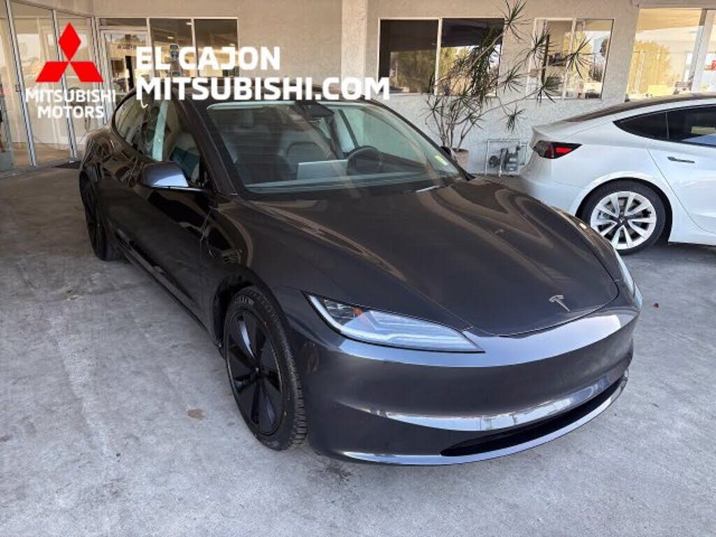 2024 TESLA Model 3