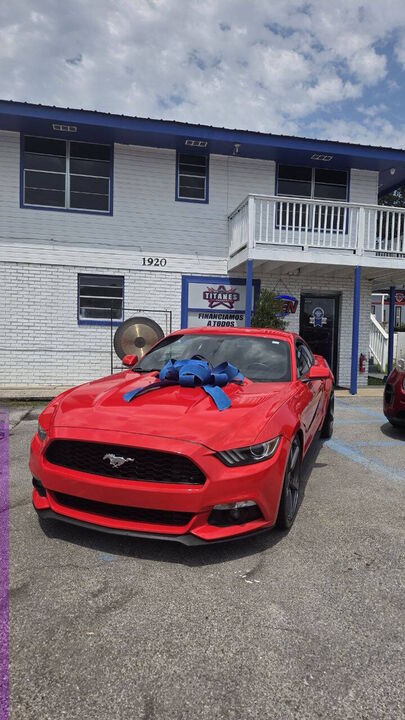 2015 FORD Mustang