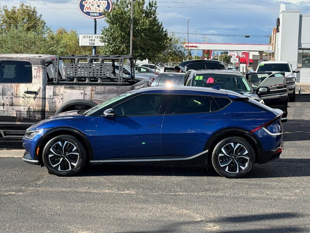 2022 KIA EV6