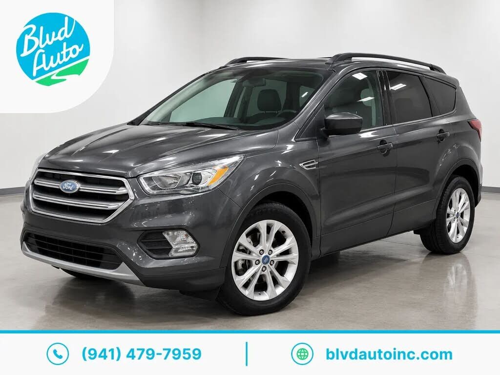 2017 FORD Escape